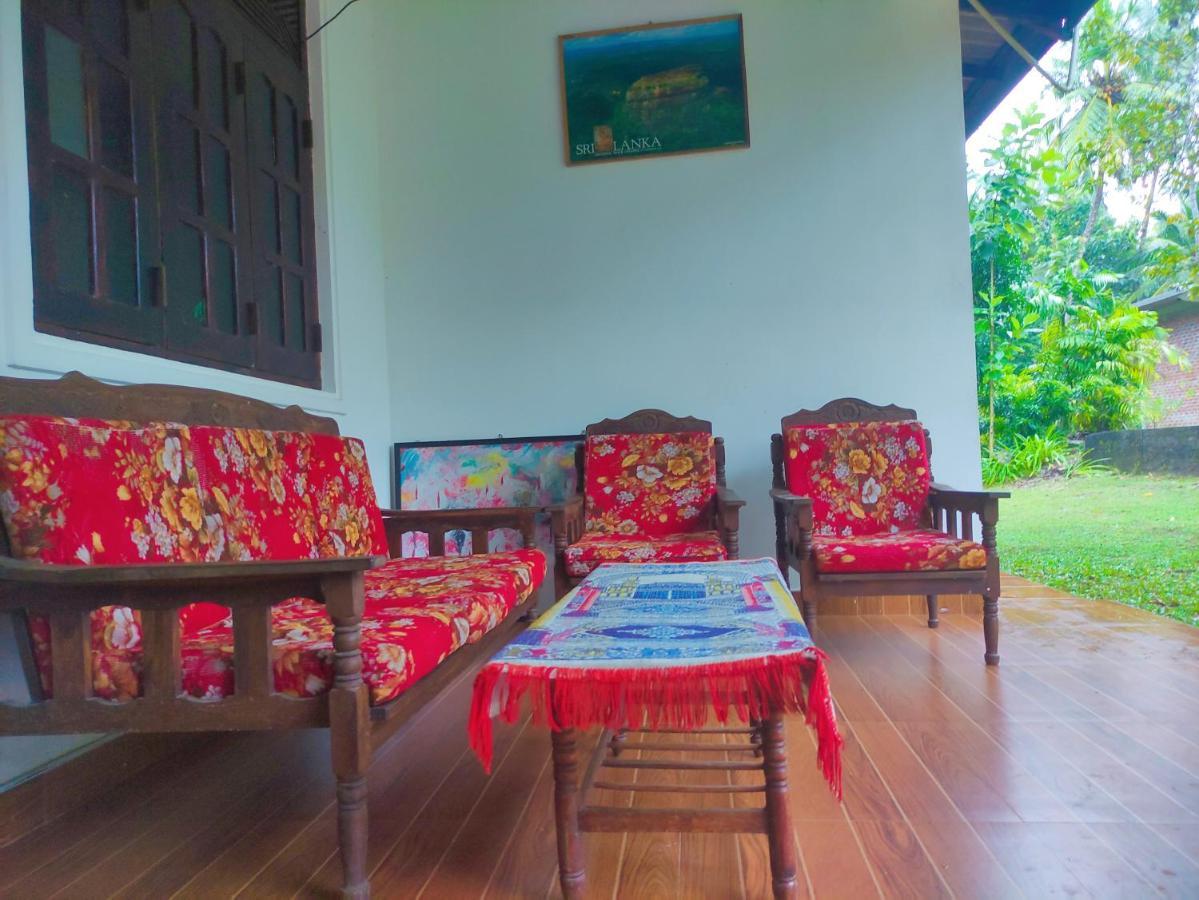 Hotel Deer Garden Guest Polonnaruwa Esterno foto