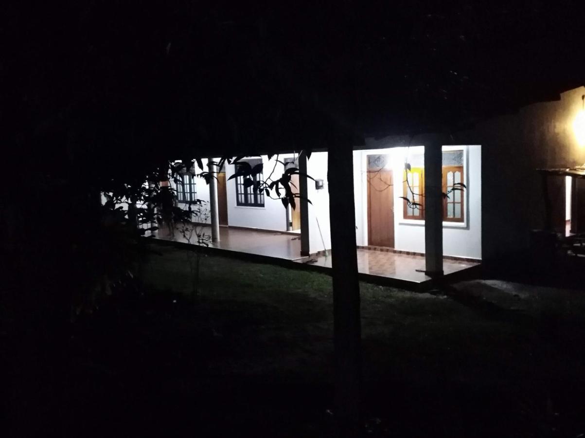 Hotel Deer Garden Guest Polonnaruwa Esterno foto