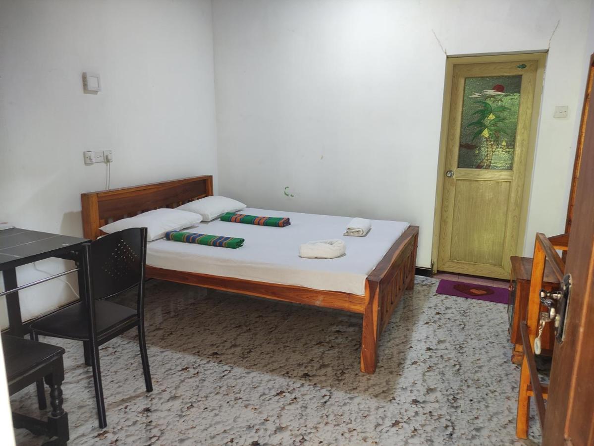 Hotel Deer Garden Guest Polonnaruwa Esterno foto