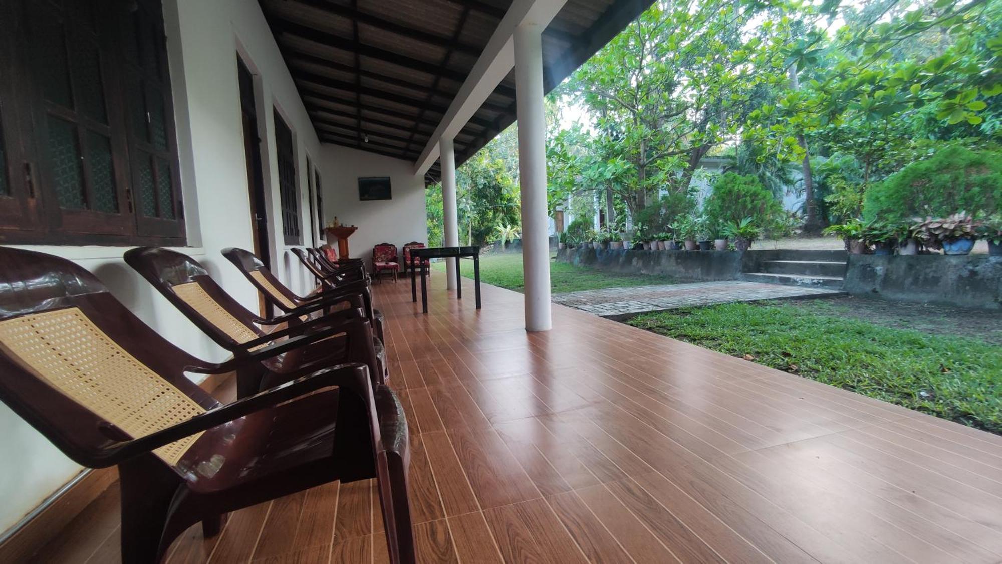 Hotel Deer Garden Guest Polonnaruwa Esterno foto